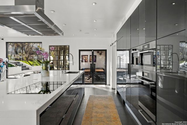 16 Trophy Ridge, San Antonio, TX 78258