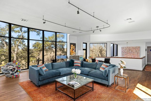 16 Trophy Ridge, San Antonio, TX 78258