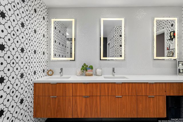 16 Trophy Ridge, San Antonio, TX 78258