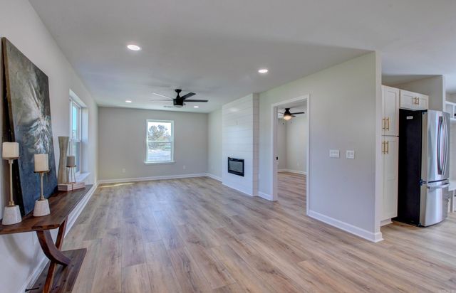 15 Conrad Drive, Higden, AR 72067