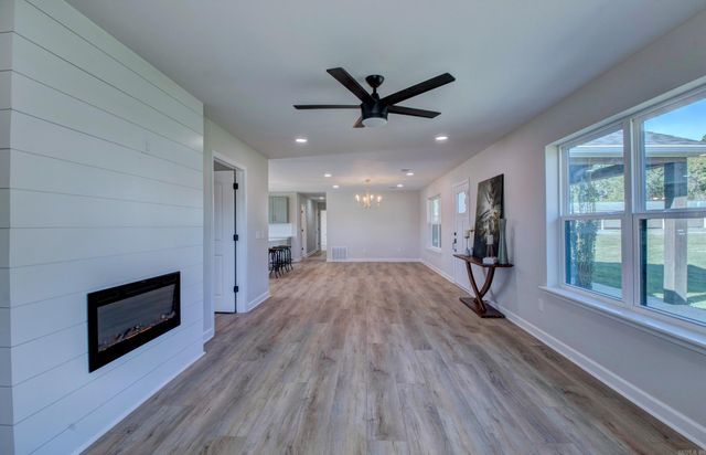 15 Conrad Drive, Higden, AR 72067