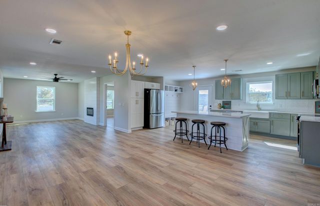 15 Conrad Drive, Higden, AR 72067