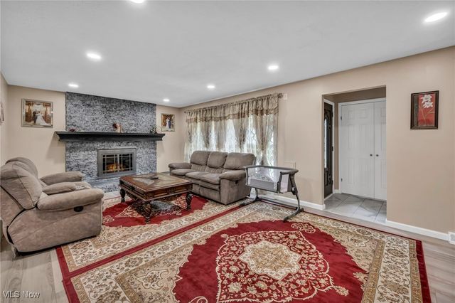 16577 State Road, North Royalton, OH 44133