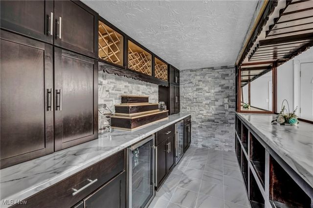 16577 State Road, North Royalton, OH 44133