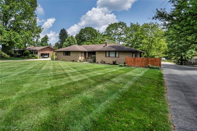 16577 State Road, North Royalton, OH 44133