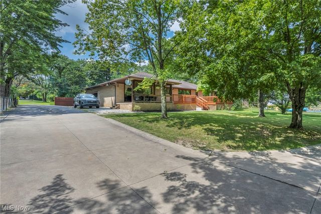 16577 State Road, North Royalton, OH 44133