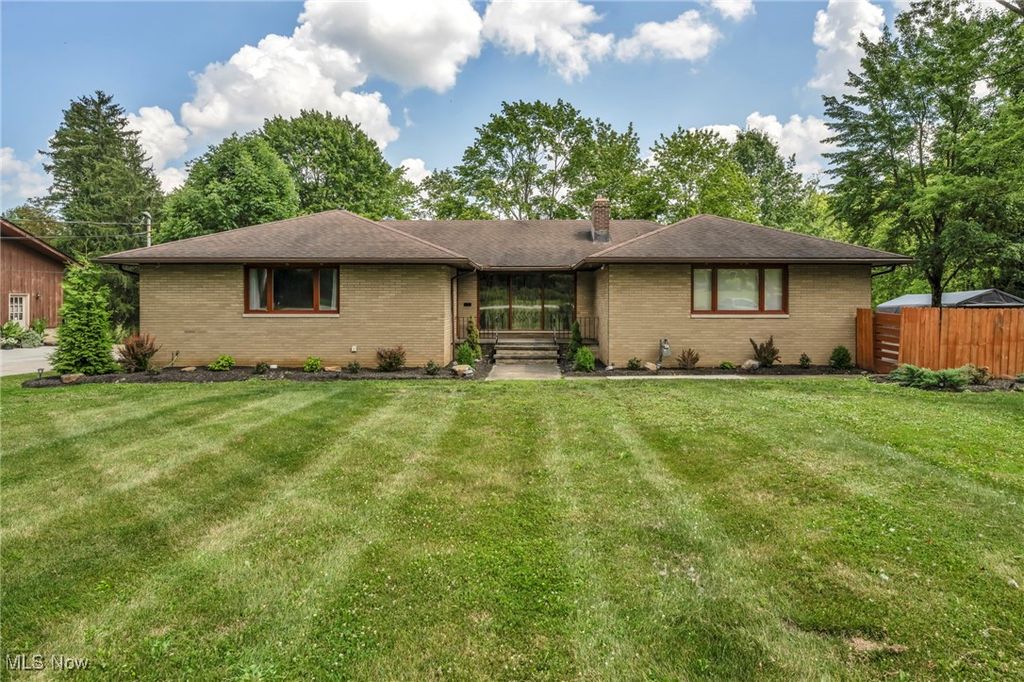 16577 State Road, North Royalton, OH 44133