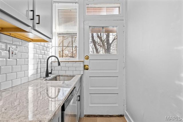 4612 Arsenal Street, St Louis, MO 63116