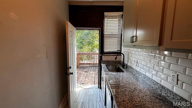 4612 Arsenal Street, St Louis, MO 63116