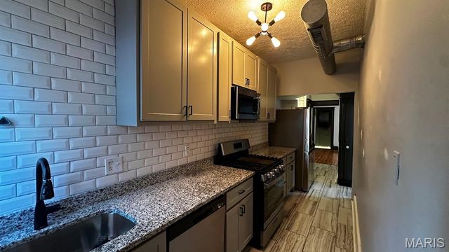 4612 Arsenal Street, St Louis, MO 63116