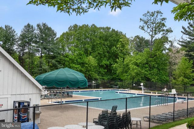 5866 WOOD FLOWER CT, Burke, VA 22015