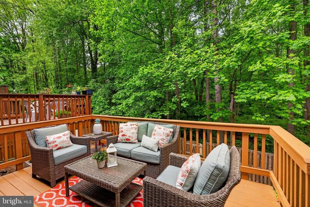 5866 WOOD FLOWER CT, Burke, VA 22015
