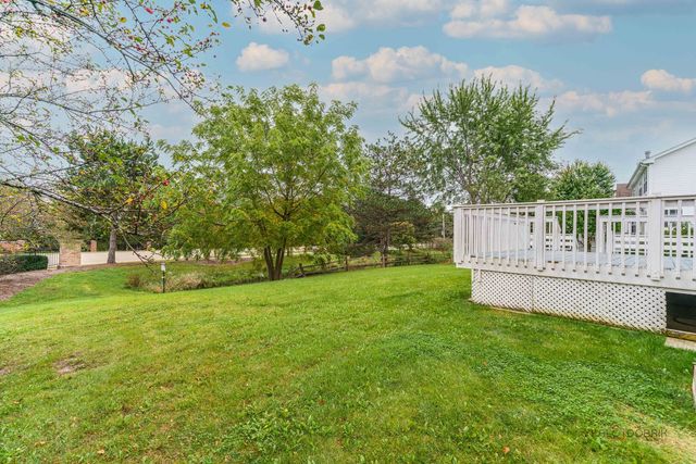 1101 Andover Drive, Mundelein, IL 60060