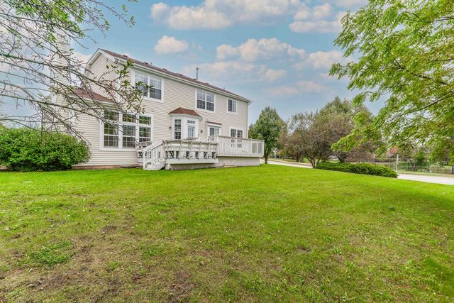 1101 Andover Drive, Mundelein, IL 60060