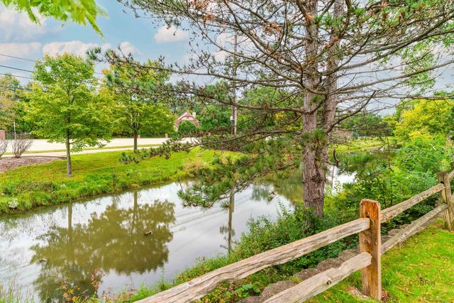 1101 Andover Drive, Mundelein, IL 60060