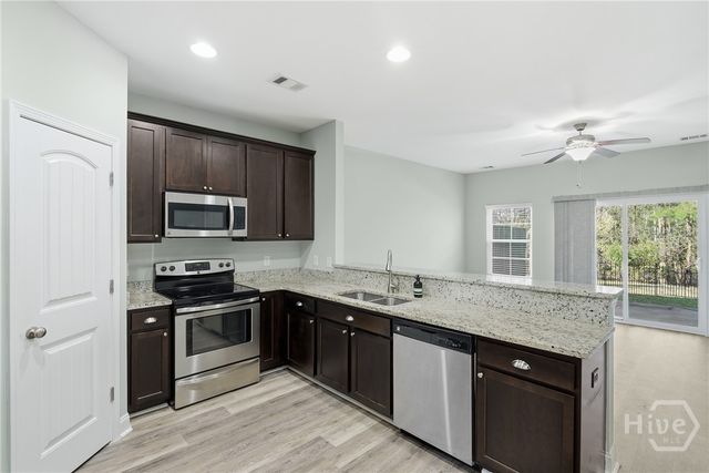 210 Kepler Loop, Richmond Hill, GA 31324