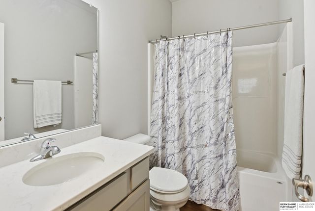 1916 Canyon Street, Bellevue, NE 68123