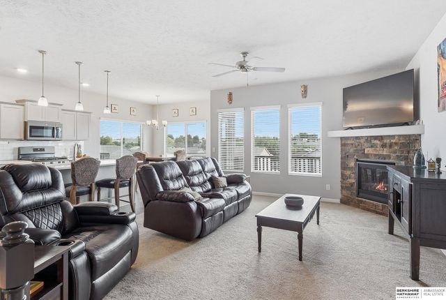 1916 Canyon Street, Bellevue, NE 68123
