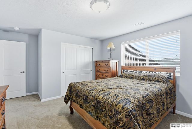 1916 Canyon Street, Bellevue, NE 68123