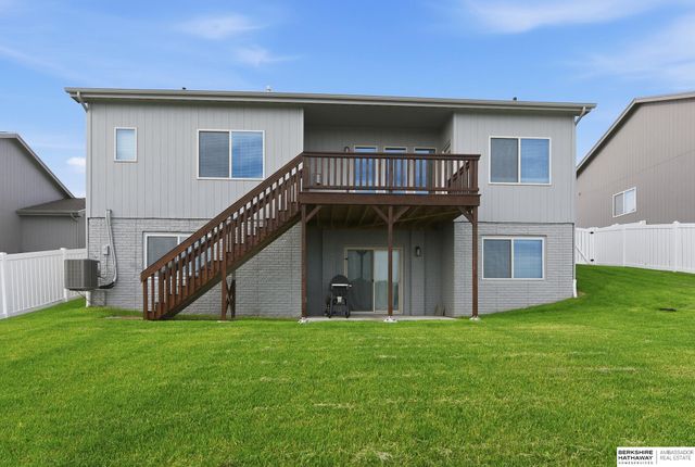 1916 Canyon Street, Bellevue, NE 68123