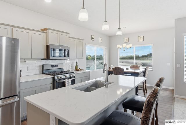 1916 Canyon Street, Bellevue, NE 68123