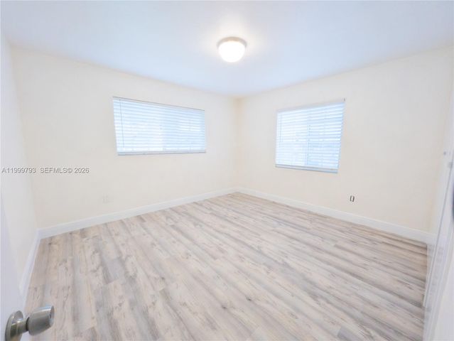 5781 SW 25th St, Miami, FL 33155