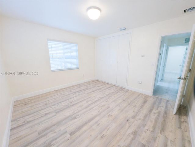 5781 SW 25th St, Miami, FL 33155