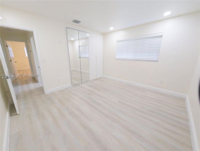 5781 SW 25th St, Miami, FL 33155