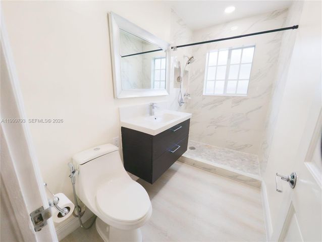 5781 SW 25th St, Miami, FL 33155