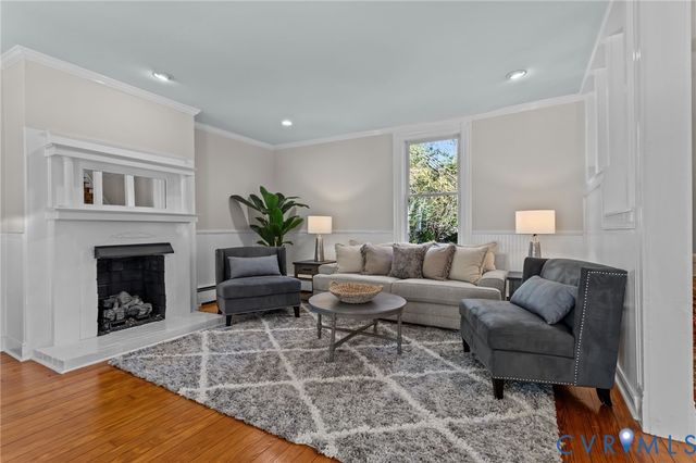 1412 Hyner Cir, Henrico, VA 23231