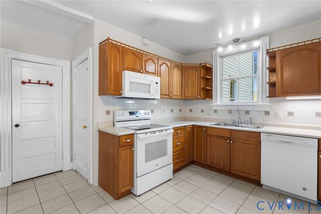 1412 Hyner Cir, Henrico, VA 23231