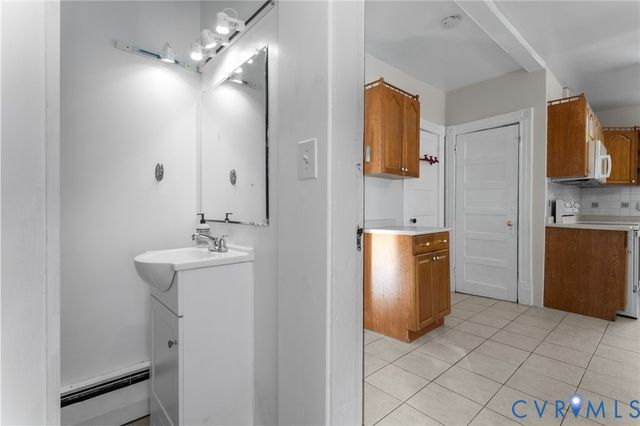 1412 Hyner Cir, Henrico, VA 23231