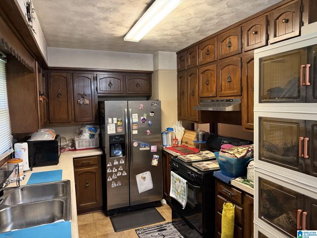 225 MAPLE WAY, Center Point, AL 35215
