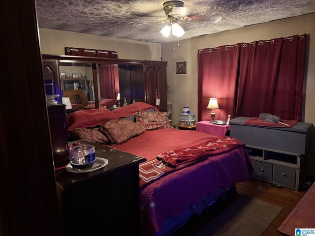 225 MAPLE WAY, Center Point, AL 35215
