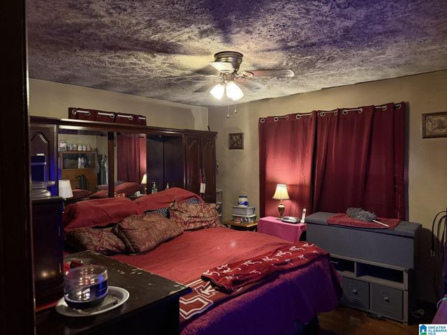 225 MAPLE WAY, Center Point, AL 35215