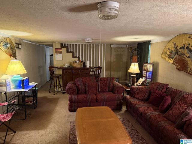 225 MAPLE WAY, Center Point, AL 35215