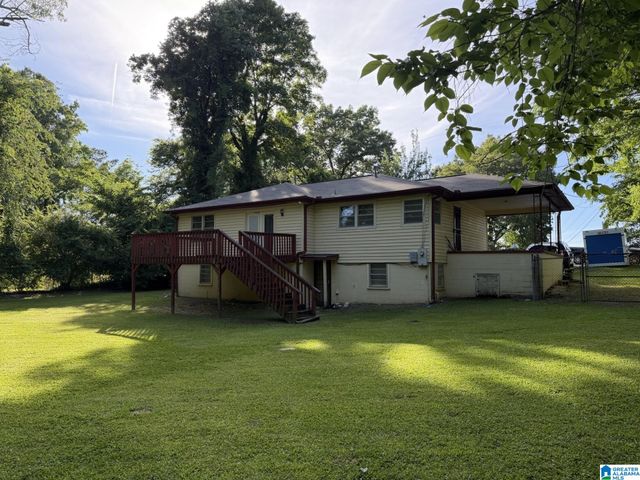 225 MAPLE WAY, Center Point, AL 35215