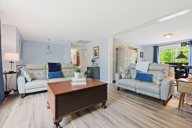 77 May Hill Rd, Monson, MA 01057