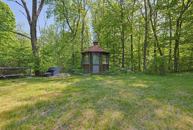 77 May Hill Rd, Monson, MA 01057