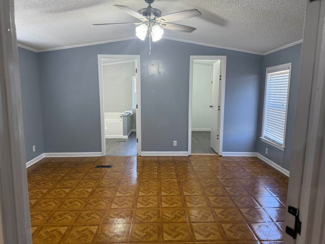 330 Grace St, Houma, LA 70360