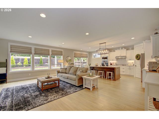 2812 Se 18TH Ave, Battle Ground, WA 98604