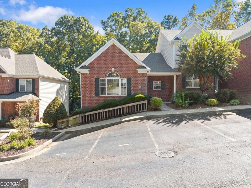 2075 Pine Tree Drive B1, Buford, GA 30518 — photo 2