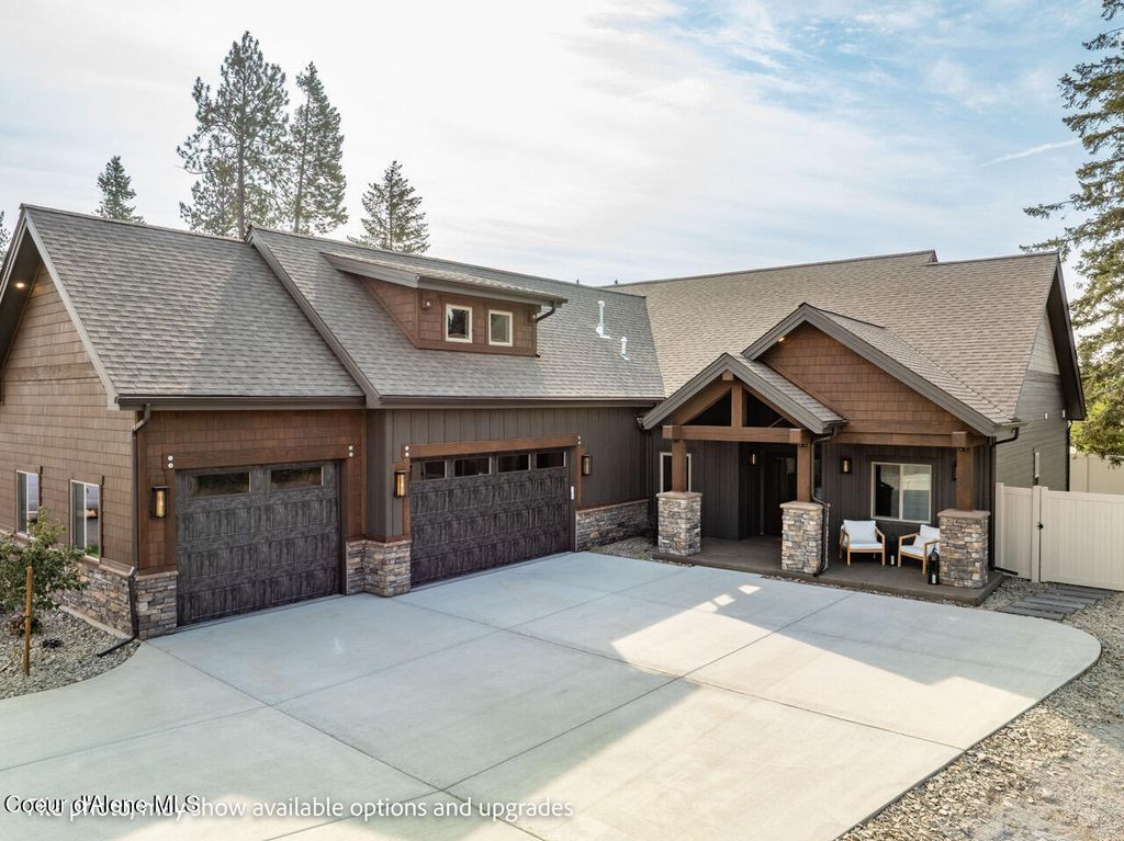 1118 E Sleeping Deer AVE, Hayden, ID 83835
