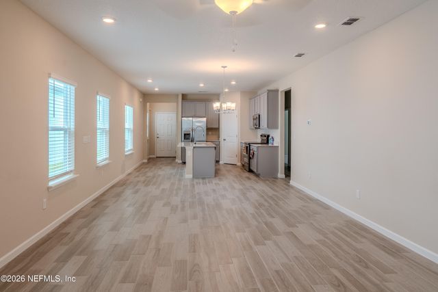 2218 MAJOR OAK Street, Jacksonville, FL 32218