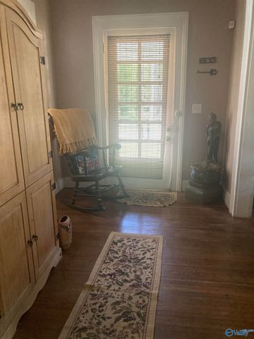 307 College Avenue, Stevenson, AL 35772