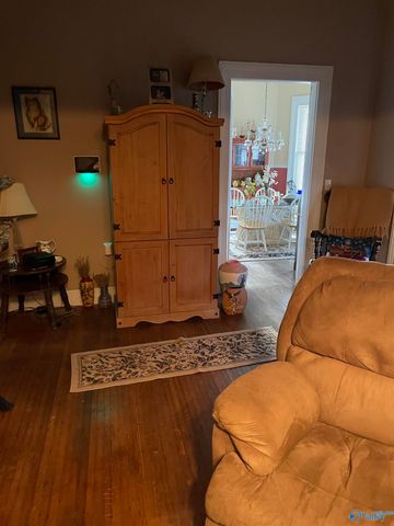 307 College Avenue, Stevenson, AL 35772