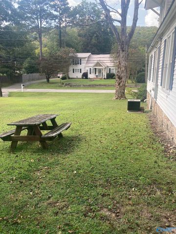 307 College Avenue, Stevenson, AL 35772