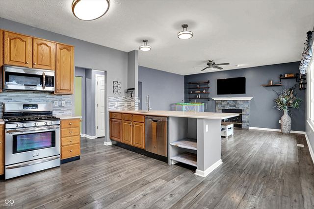 7874 Cobblesprings Drive, Avon, IN 46123