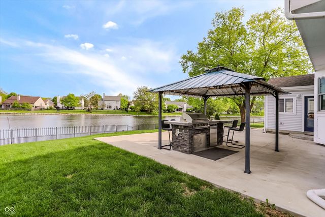7874 Cobblesprings Drive, Avon, IN 46123