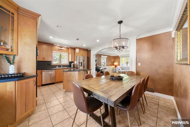 38 Carlson Court, Closter, NJ 07624